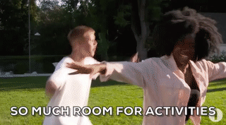 Justin Bieber gives tour of his L.A. mansion to BBC radio host - image