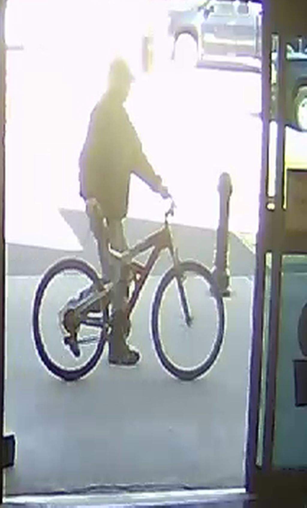 RCMP look for meat bandit who preyed on High River Co-op store - image