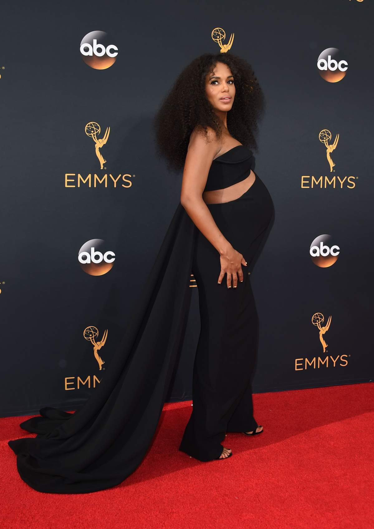 Emmys 2016 red carpet: A full recap of the night’s best and worst fashion - image
