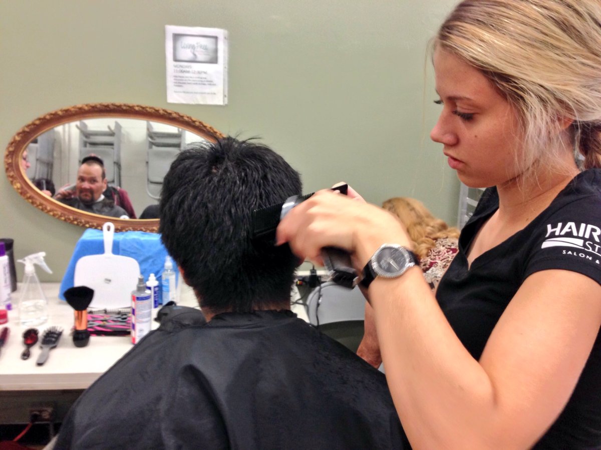Manitoba hairstylists give back and take a little off the top in
