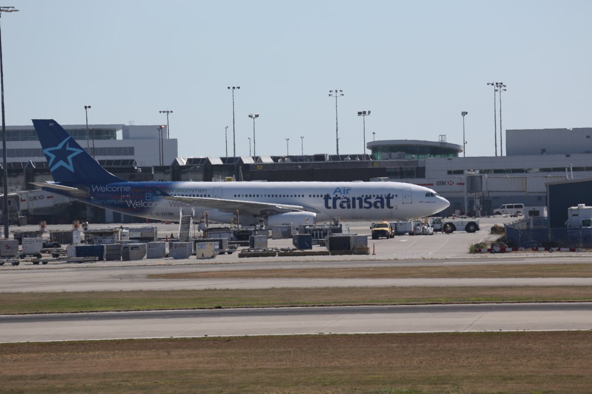 YVR Vancouver International Airport runway Air Transat