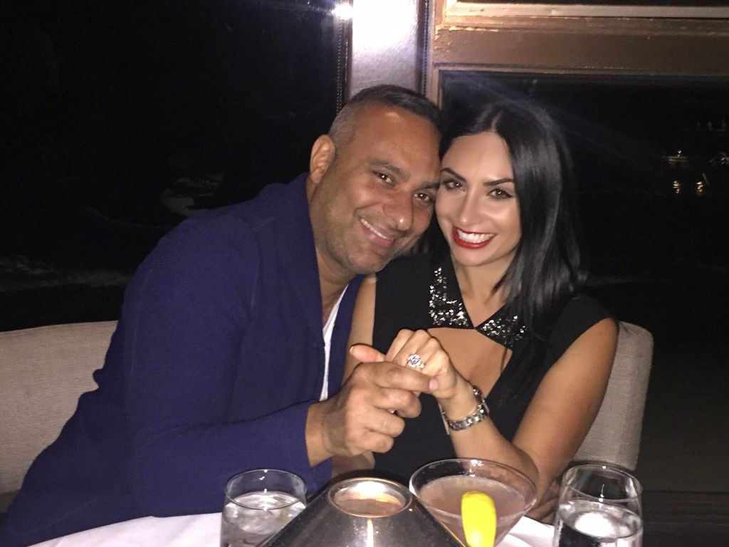 Russell Peters is engaged! - image