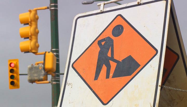 A 10-week project to improve traffic congestion at Diefenbaker Drive and 22nd Street West is starting up Monday in Saskatoon.