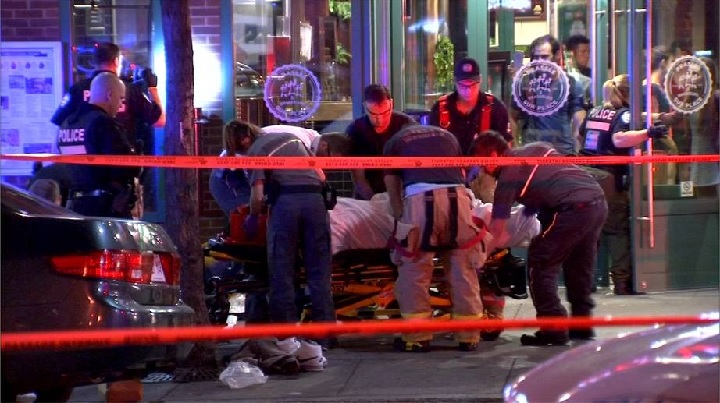 Man in critical condition after downtown shooting - Montreal ...