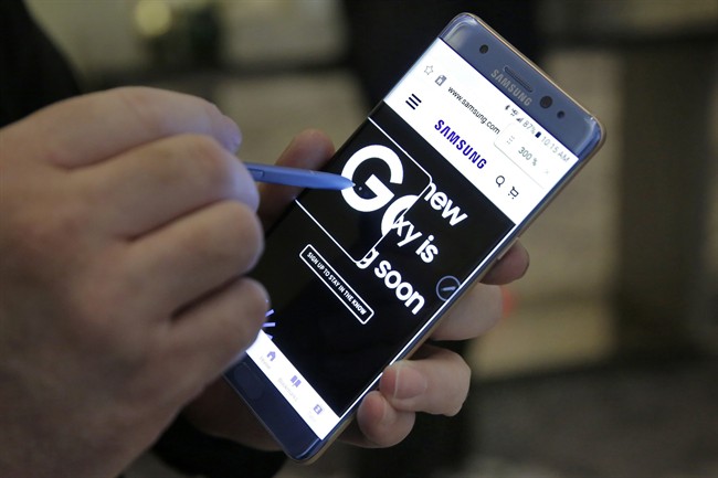 In this July 28, 2016, file photo, a screen magnification feature of the Samsung Galaxy Note 7 is demonstrated, in New York.