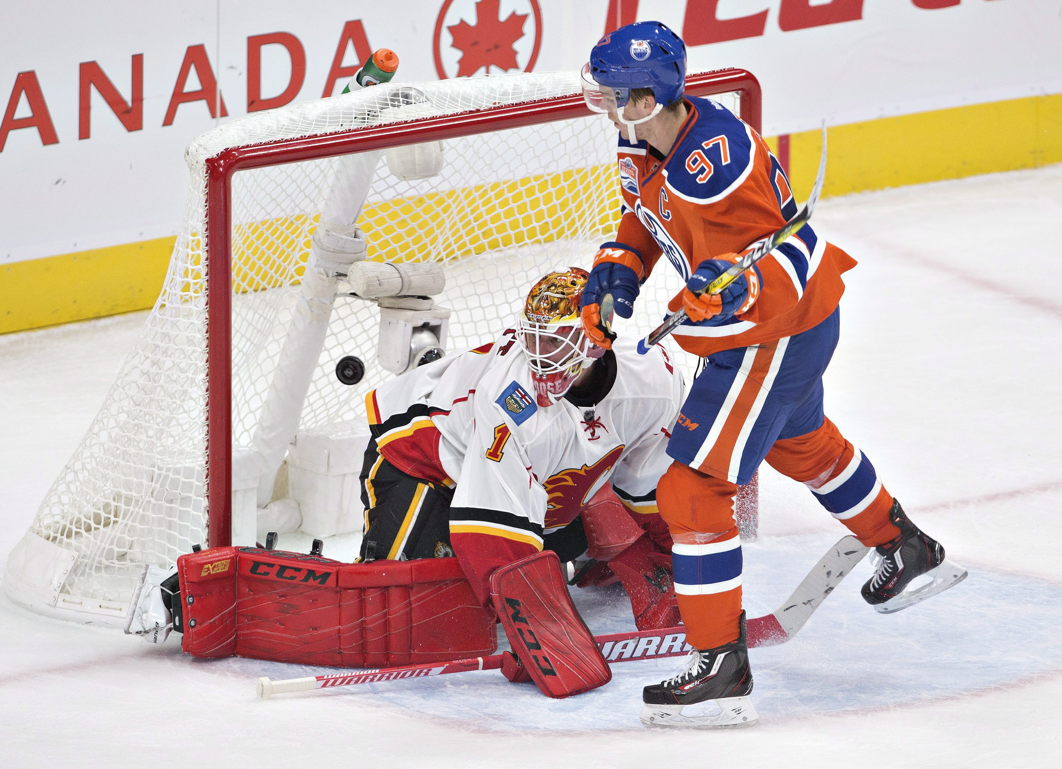 McDavid’s 3 points leads Edmonton Oilers to season opener win over ...