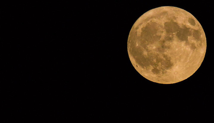 Oct. 18: This Your Saskatchewan photo of the Hunter’s Supermoon was taken in Saskatoon by Taya Klath.
