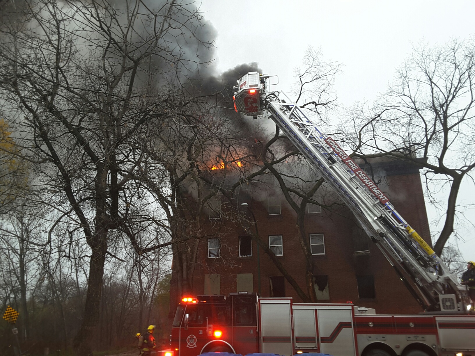 Afternoon Blaze Keeps Fire Crews Busy In Winnipeg’s North End ...