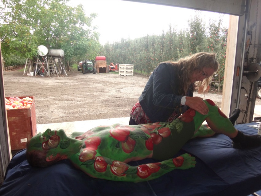 Okanagan MLA strips down, gets painted up, and shares on social media - image