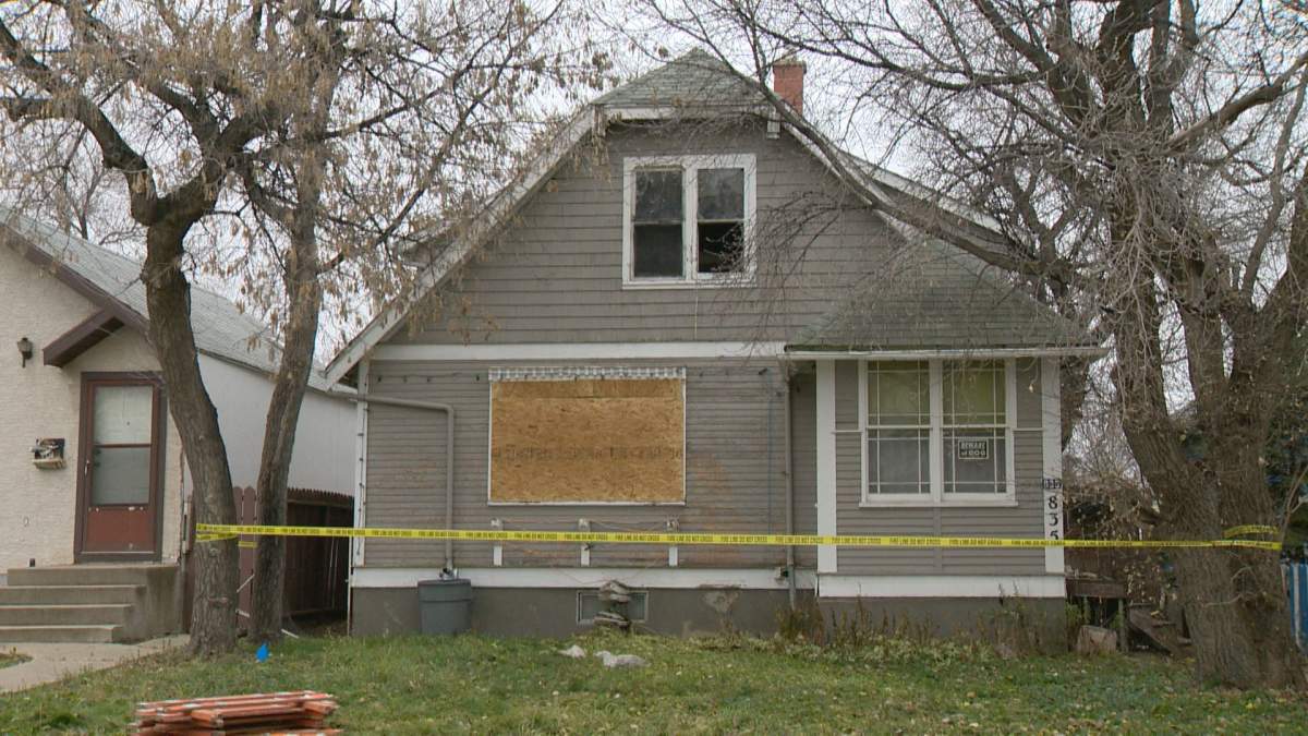 Crews responded to a house fire Saturday evening at 835 Robinson Street.