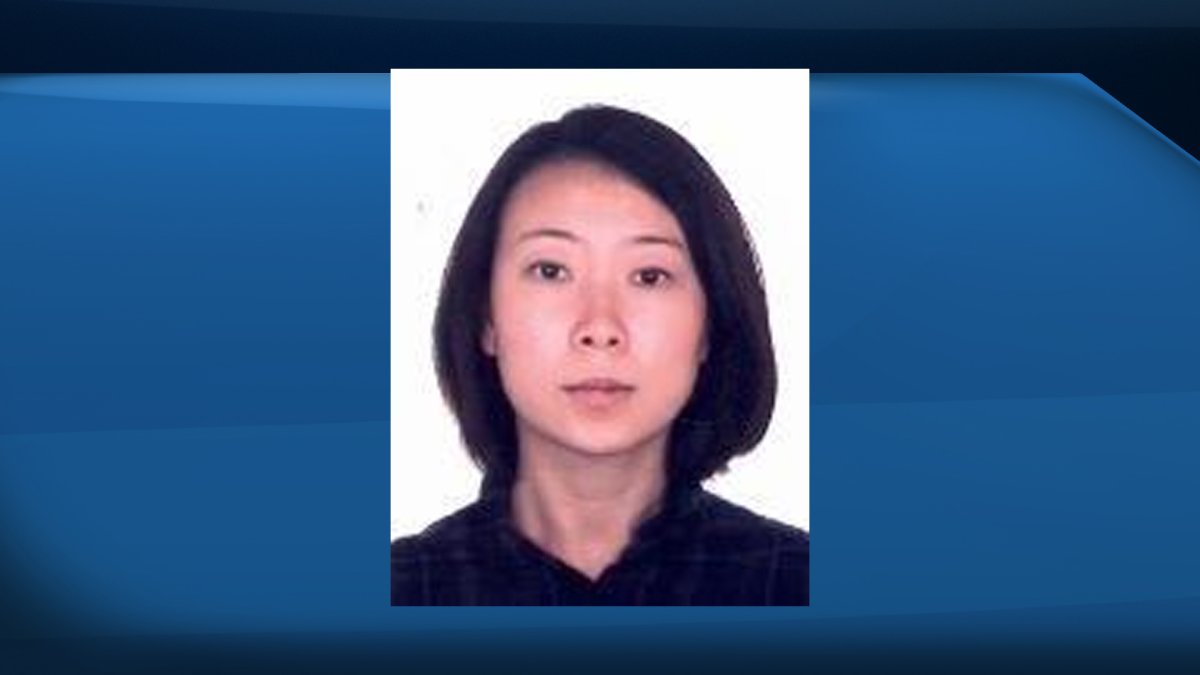 Winnipeg police are searching for a 32-year-old woman who went missing in the River Heights area Sunday evening.