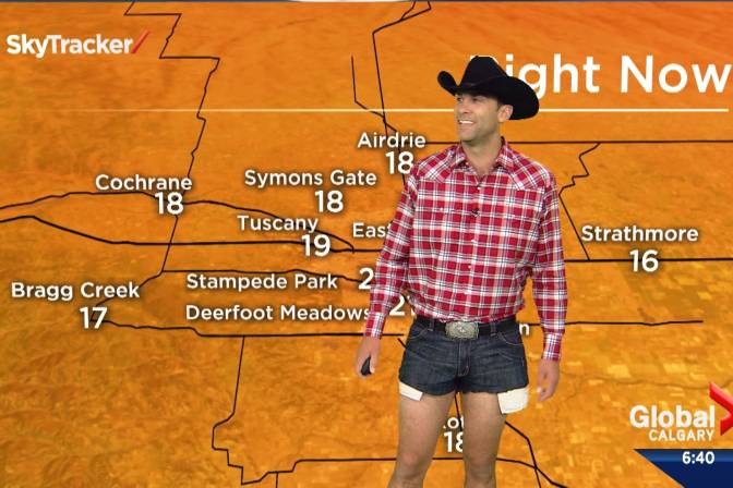 Calgary meteorologist’s mystical unicorn Halloween costume becomes viral hit - image