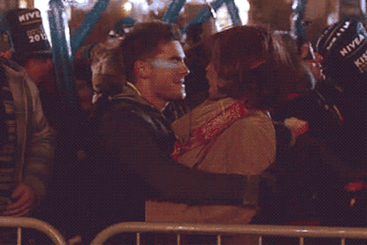 10 best on-screen New Year’s Eve kisses - image. 
