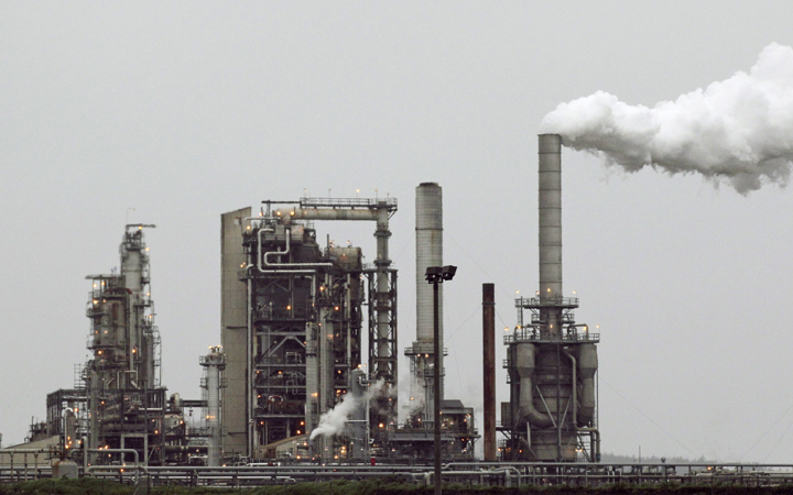 The federal government's carbon price will start at $20 per tonne in 2019.