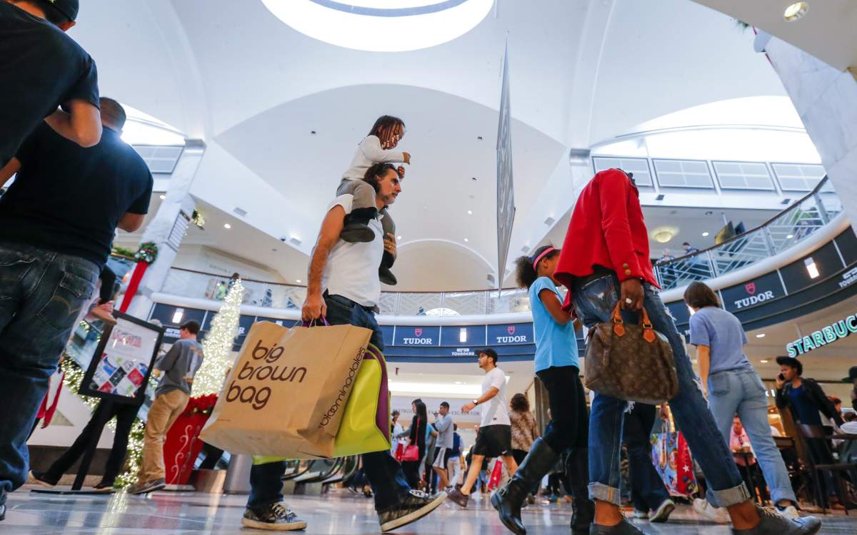 Bargain hunters seek low price deals during 'Black Friday' holiday shopping at the Lenox Square Mall in Atlanta, Georgia, USA, 25 November 2016. 