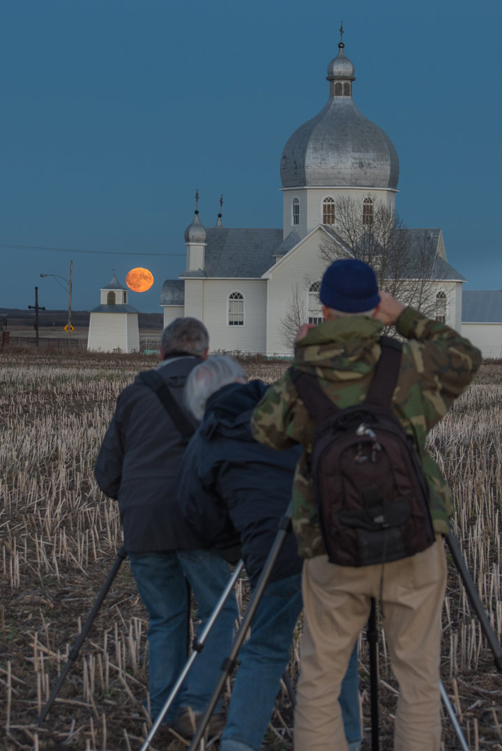 Nov. 15: This Your Saskatchewan photo was taken by Bruce Johnson of the super moon at Smuts.