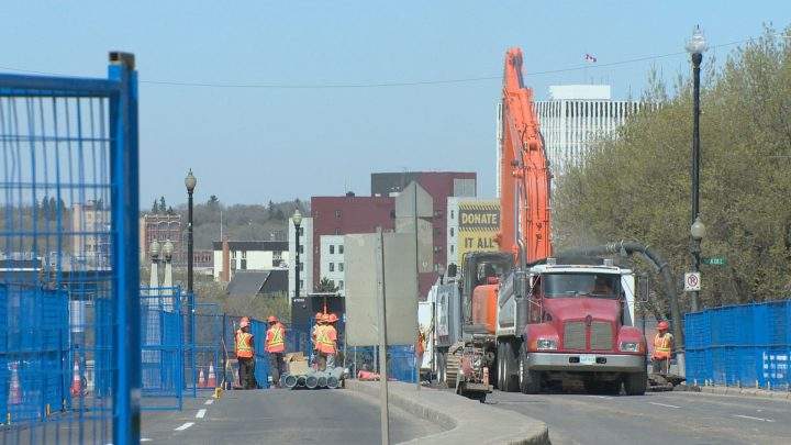 Broadway Avenue businesses hope to bounce back as area construction wraps - image
