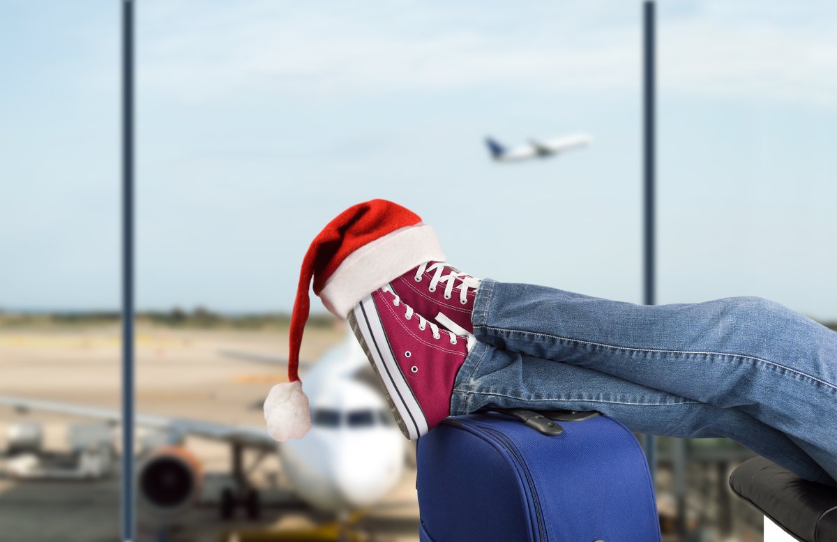 The week of Nov. 21 is the best time to buy cheap flight tickets for holiday travel, according to Skyscanner.com.