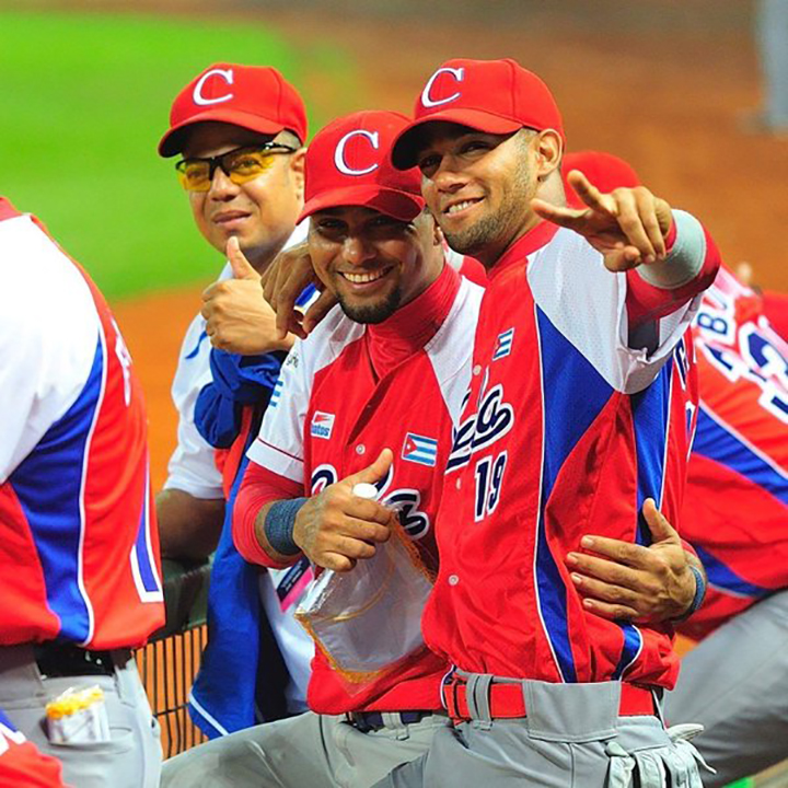 Cuban free-agent infield prospect Lourdes Gurriel Jr. (right) is seen in this November 2015 photo with Cuba's Serie Nacional team.