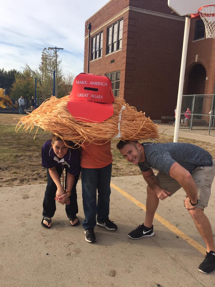 Boy s funny Donald Trump hair costume a huge Halloween treat