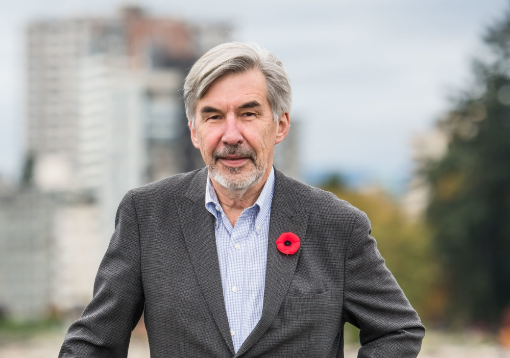 West Vancouver elects Peter Lambur to council in by-election - image