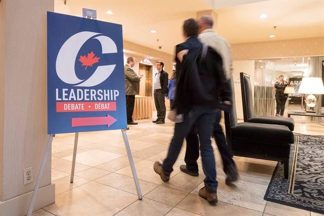 People make their way to the Conservative leadership debate in Saskatoon, Wednesday, November 9, 2016. 