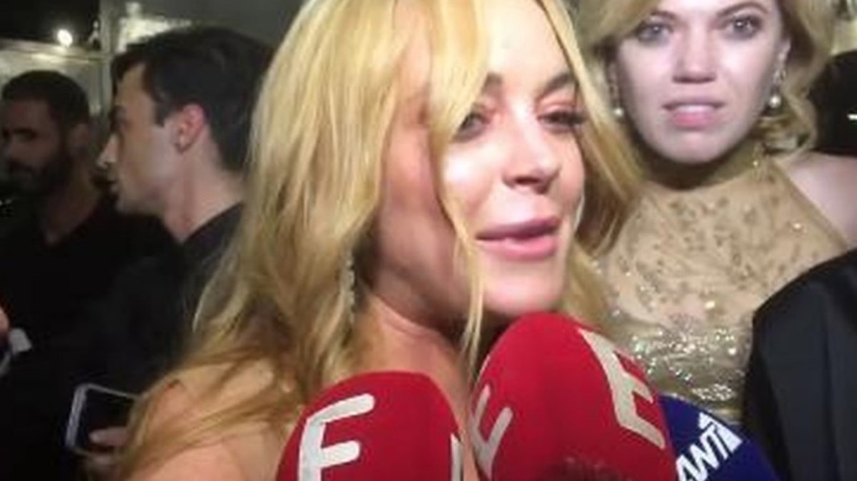 Lindsay Lohan debuting her new speaking accent/mannerism.