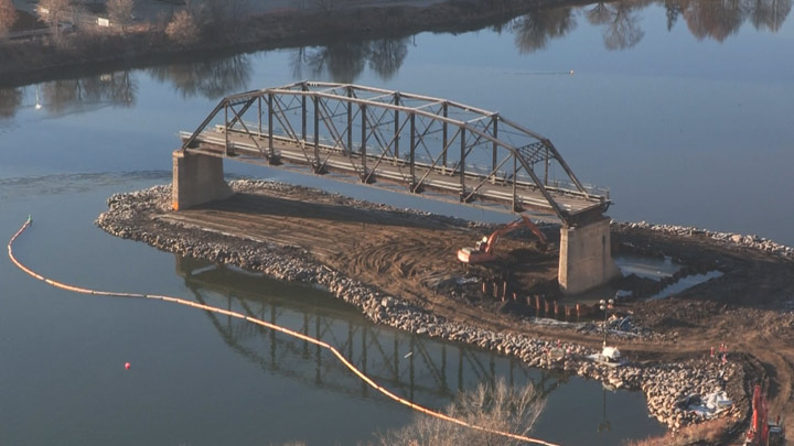 Demolition begins of last remaining span of Saskatoon’s Traffic Bridge, but it won’t be going out with a bang.