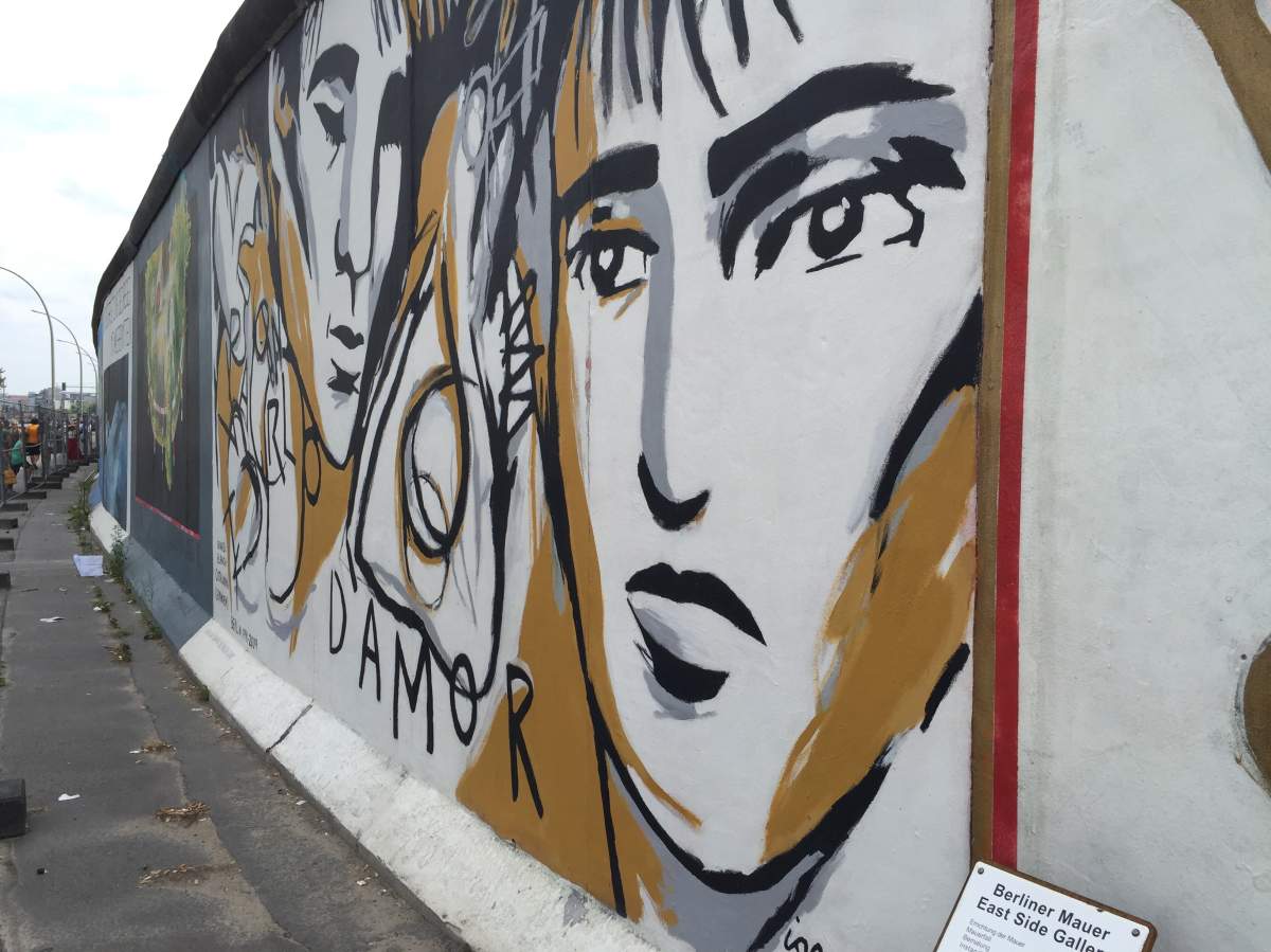 Art as the message: Refugee experience in the digital age on display at Berlin Biennale - image