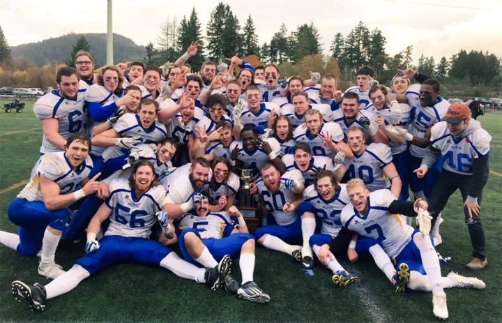 The Saskatoon Hilltops defeated the Westshore Rebels 37-25 in British Columbia to win the 2016 Canadian Bowl.
