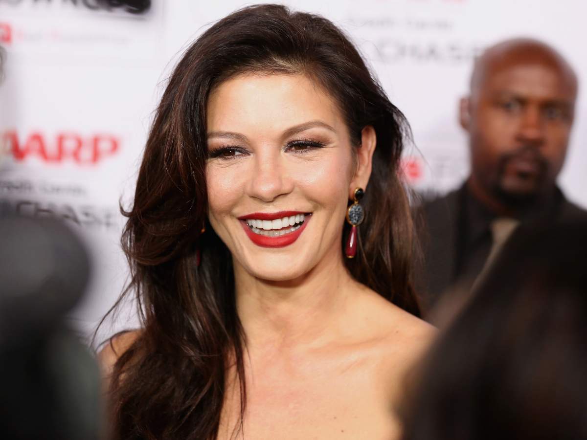 Celebrity beauty secrets: The weird things stars do to look good - image