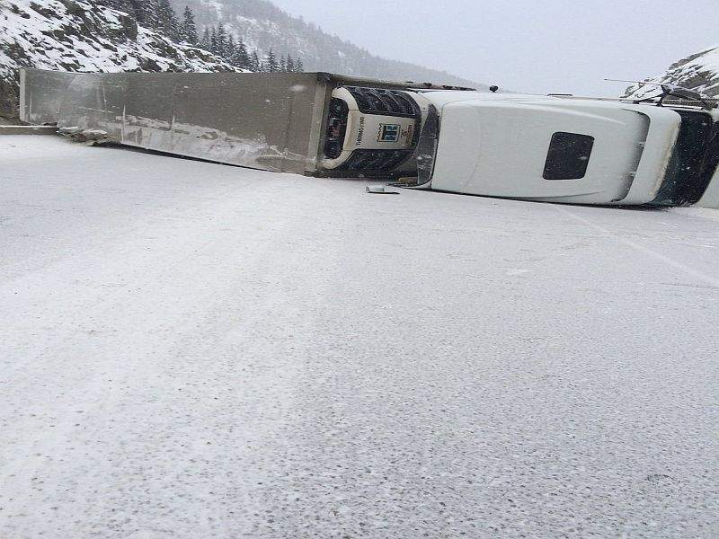 Highway 1 closed between Field and Golden after vehicle incident - image