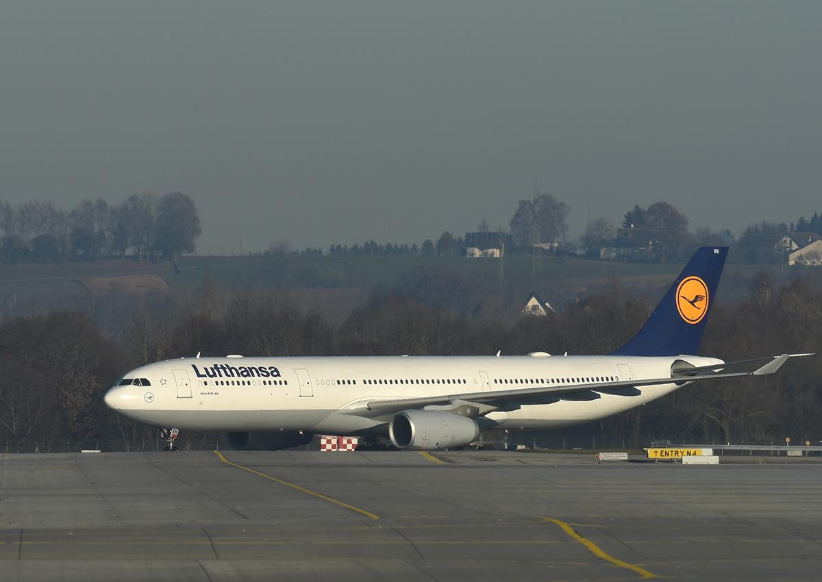  A Lufthansa Airbus A330 rolls after landing at the Lufthansa terminal of the Franz-Josef-Strauss airport in Munich, southern Germany, during a strike of pilots of the German airline Lufthansa on November 29, 2016.