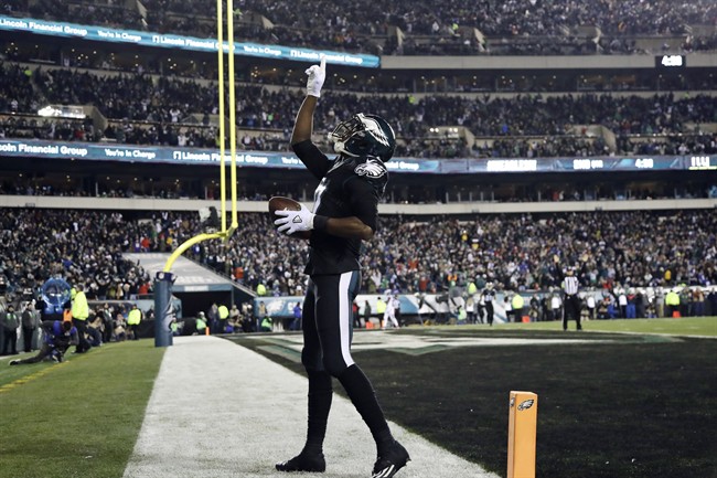 Philadelphia Eagles' Nelson Agholor celebrates after scoring a touchdown during the first half of an NFL football game against the New York Giants, Thursday, Dec. 22, 2016, in Philadelphia.