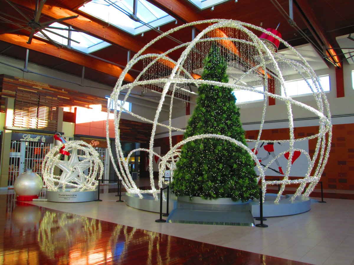 Tsawwassen Mills: Your one-stop holiday shopping destination - image
