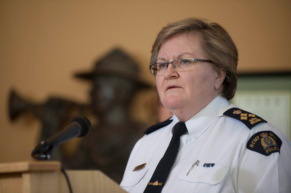 The former commanding officer of the RCMP in Alberta, Marianne Ryan, has been sworn in as the province's new ombudsman and public interest commissioner.