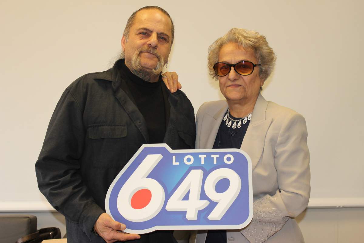 Winnipeg's Bahadur Sultani and Aghdas Mehdizadeh, with their $5.3 million lotto 6/49 prize.