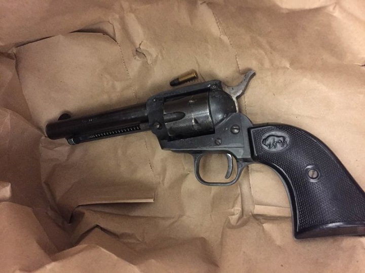 Police recovered this handgun after they say a 15-year-old Toronto boy fled a R.I.D.E. stop and crashed into a hydro pole on Jan. 3, 2017. 