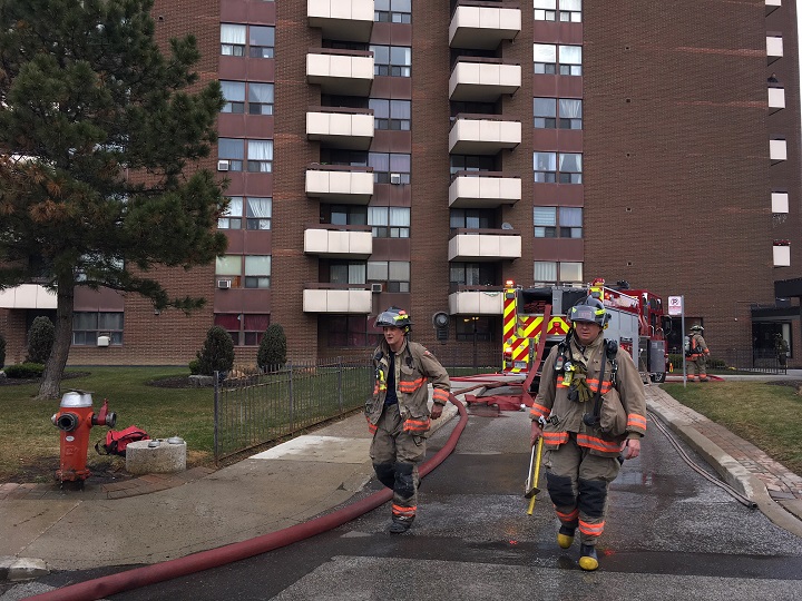 Emergency crews respond to a fire at an apartment building in Mississauga on Jan. 11, 2017.
