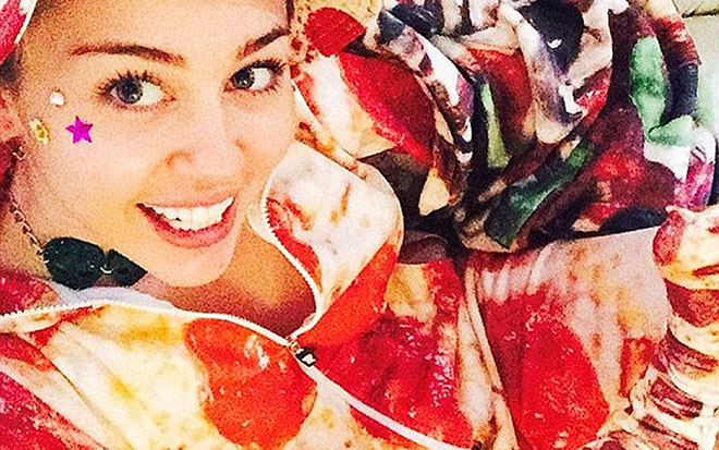 Celebrity New Year’s resolutions: Did the A-listers pass or fail? - image