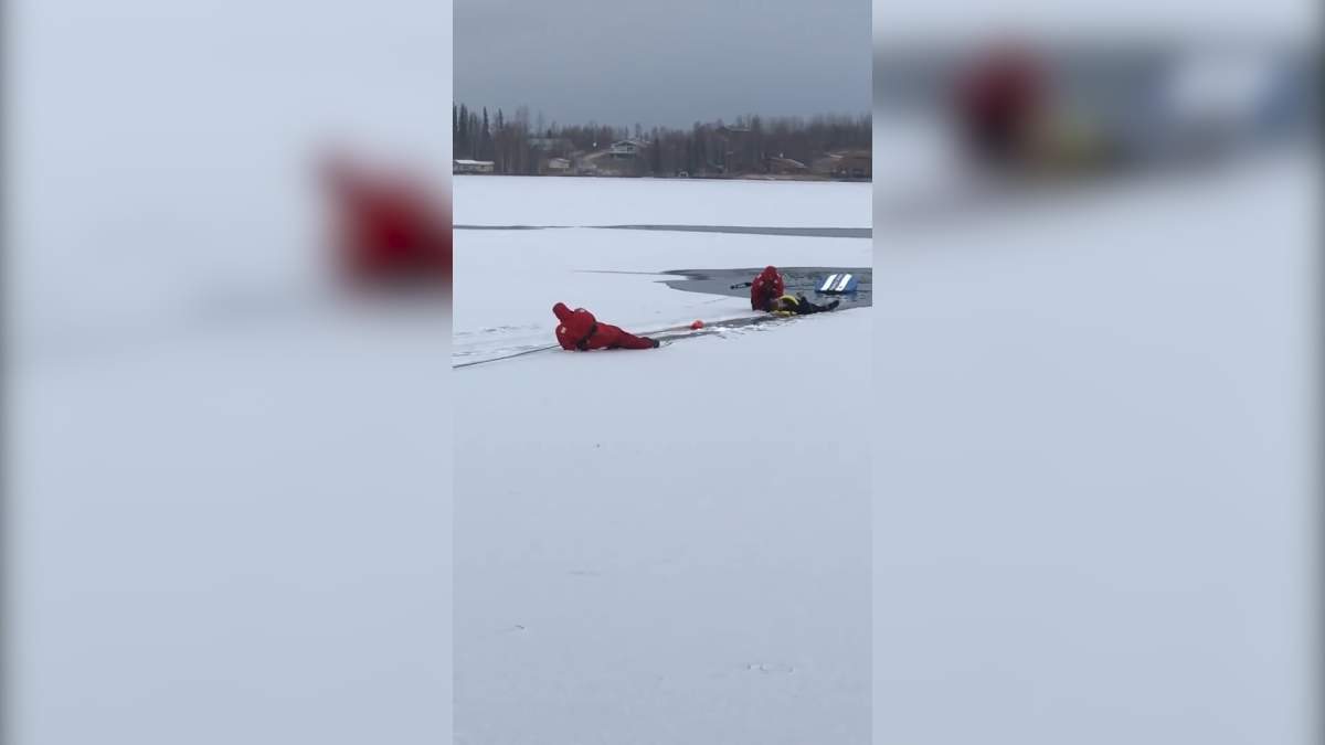 Dramatic video shows skater being rescued from Alaska’s Big Lake - image