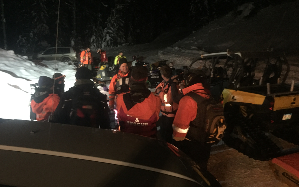 Vernon SAR helicopter winch team rescues snow biker - image