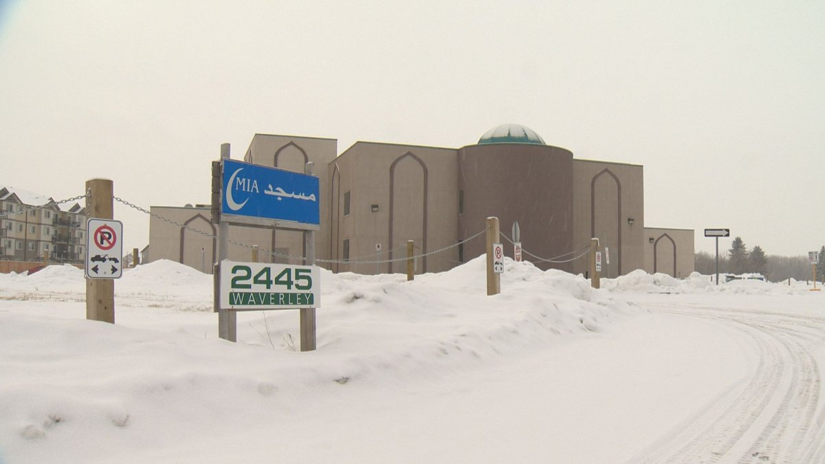The Winnipeg Grand Mosque on Waverley St. Monday night will honour the victims of the shooting in a Quebec mosque Sunday that claimed six lives. 