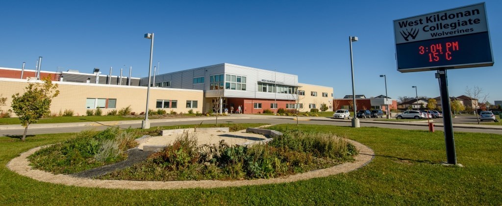 Police are investigating after a youth made an online threat targeting West Kildonan Collegiate.