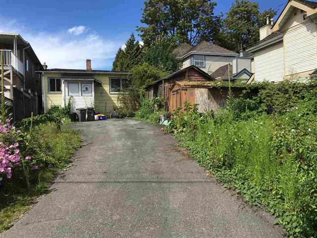 1746 SE Marine Drive, Vancouver