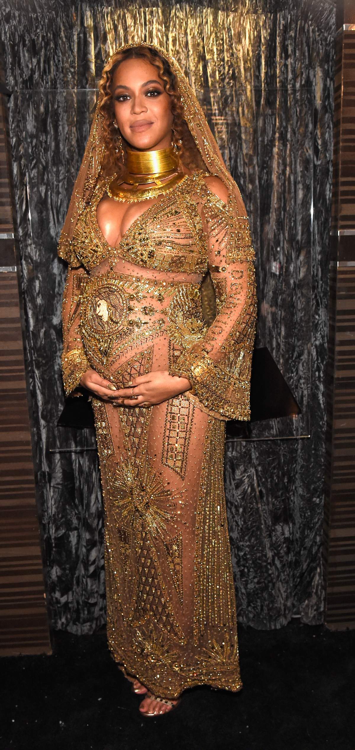 Grammy Awards 2017: Best red carpet looks - image