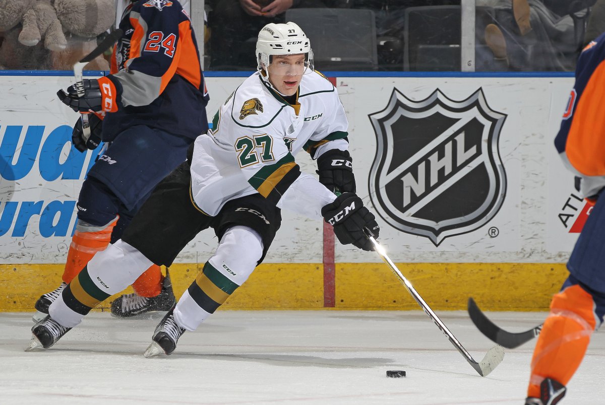 Robert Thomas #27 of the London Knights skates with the puck against the Flint Firebirds.  (Photo by Claus Andersen/Getty Images).