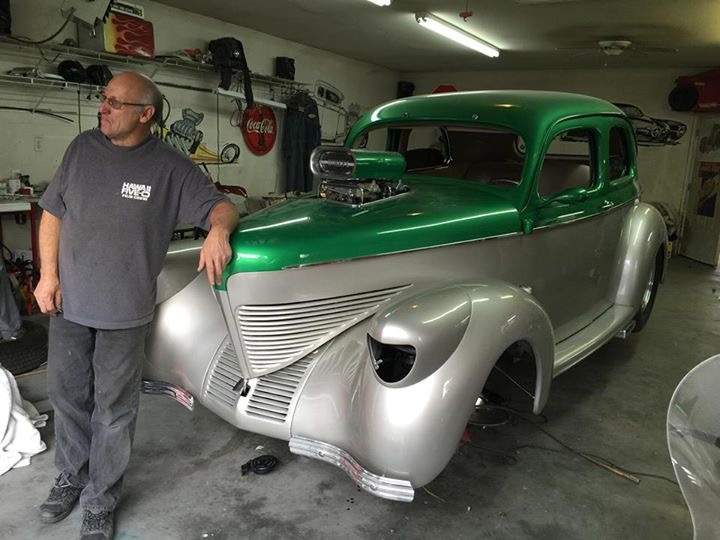 Social media helps in finding stolen 1939 Willys hot rod.