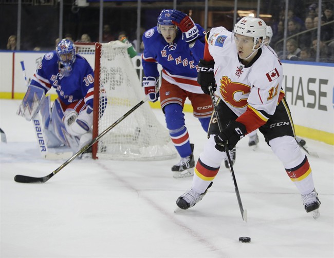 Versteeg loses jersey, gets ejected; Rangers beat Flames 4-3 - image
