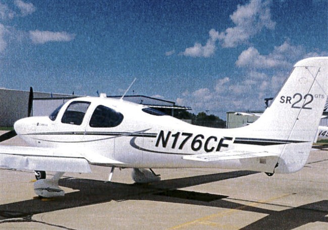 A Cirrus SR22 single-engine plane.